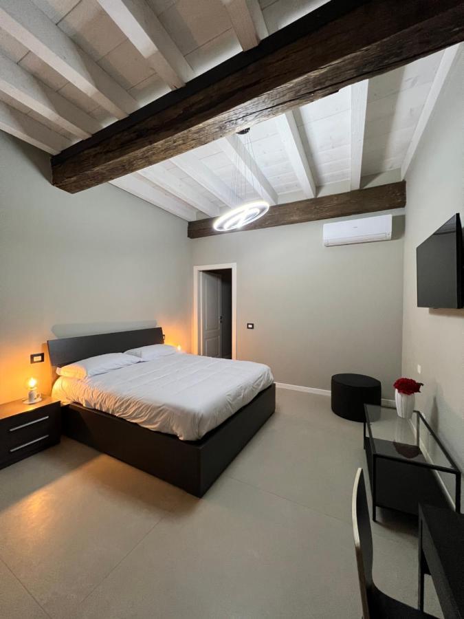 V&B Suites And Apartments Pavia Exterior photo